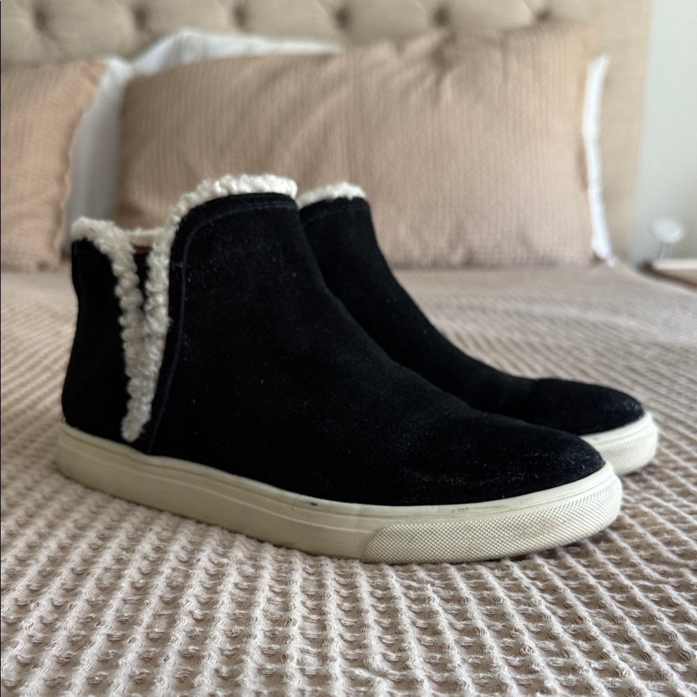 Lucky Brand Black Suede Sneakers with Cream Trim